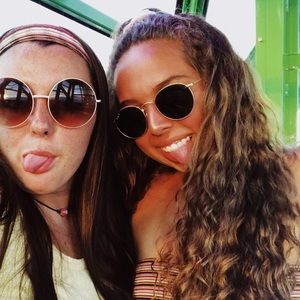 Meet your Posher, Gabrielle